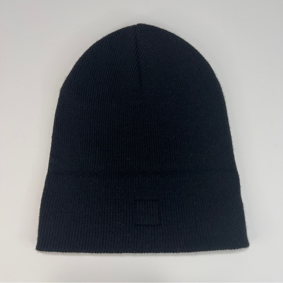 Under Armour Unisex Smaller Beanie Black Like New!! - Picture 7 of 9